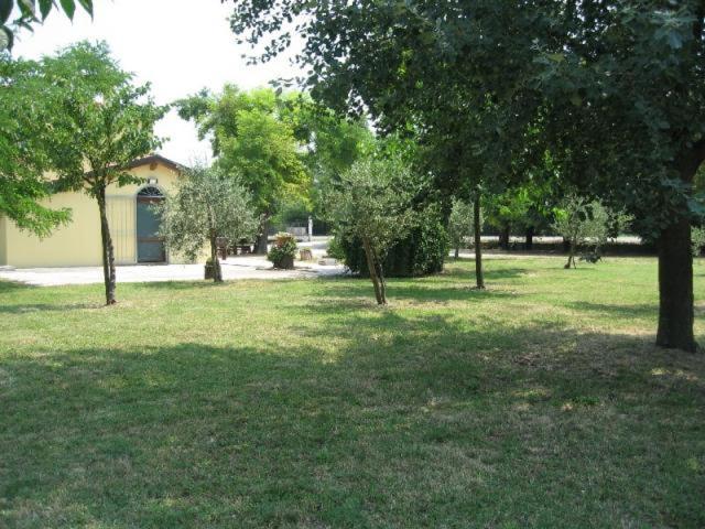 Bed and Breakfast Al Parco Rávena Exterior foto